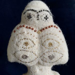 Idole aux yeux blanche n°1