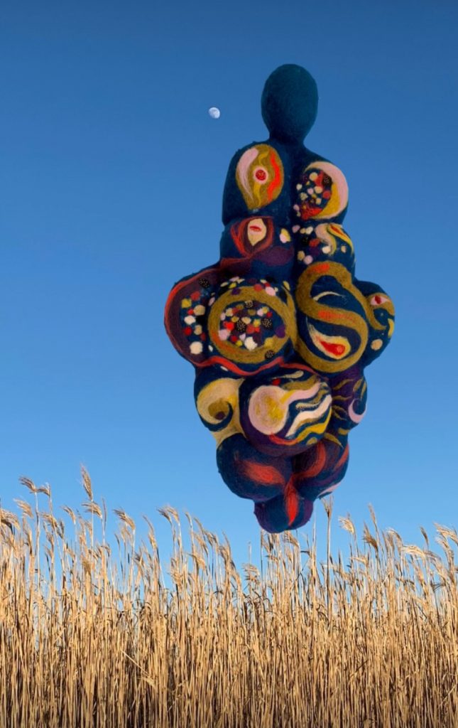 N6 2026 - série "L comme Lespugue" 89x43x14cm